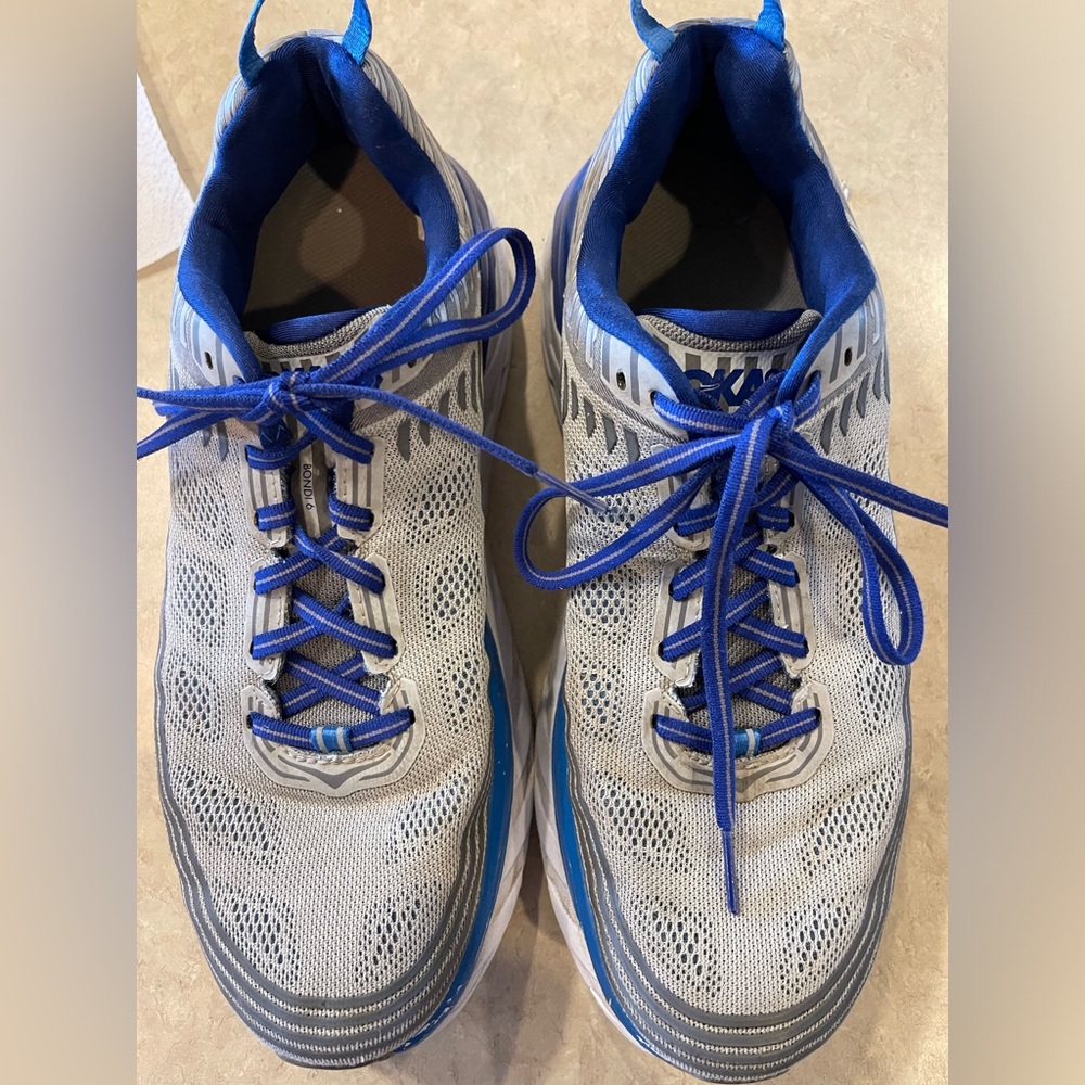 Men’s Hoka Shoes Size 10